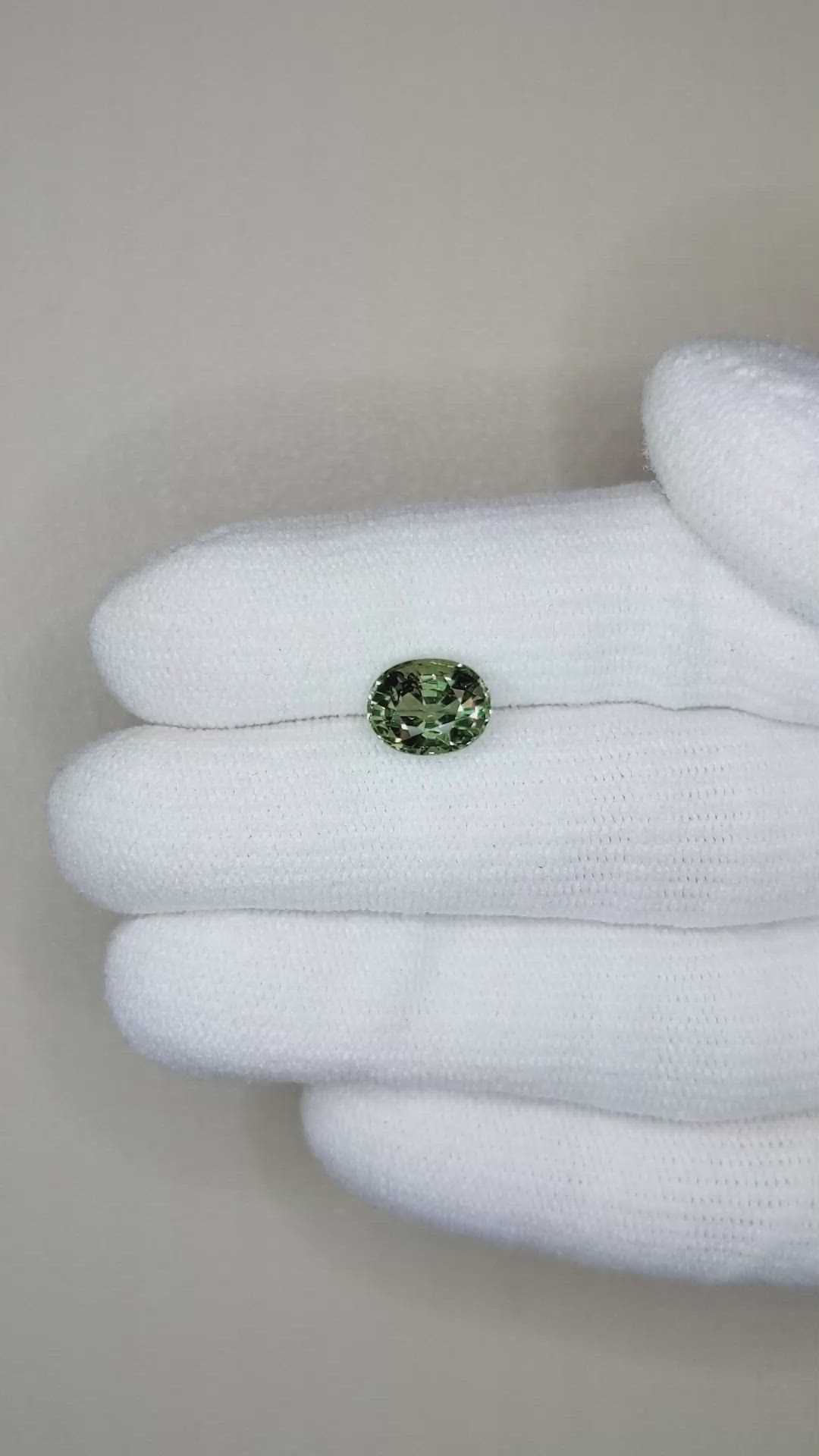 2.73 Ct. Green Sapphire from Ceylon (Sri Lanka) Size Video