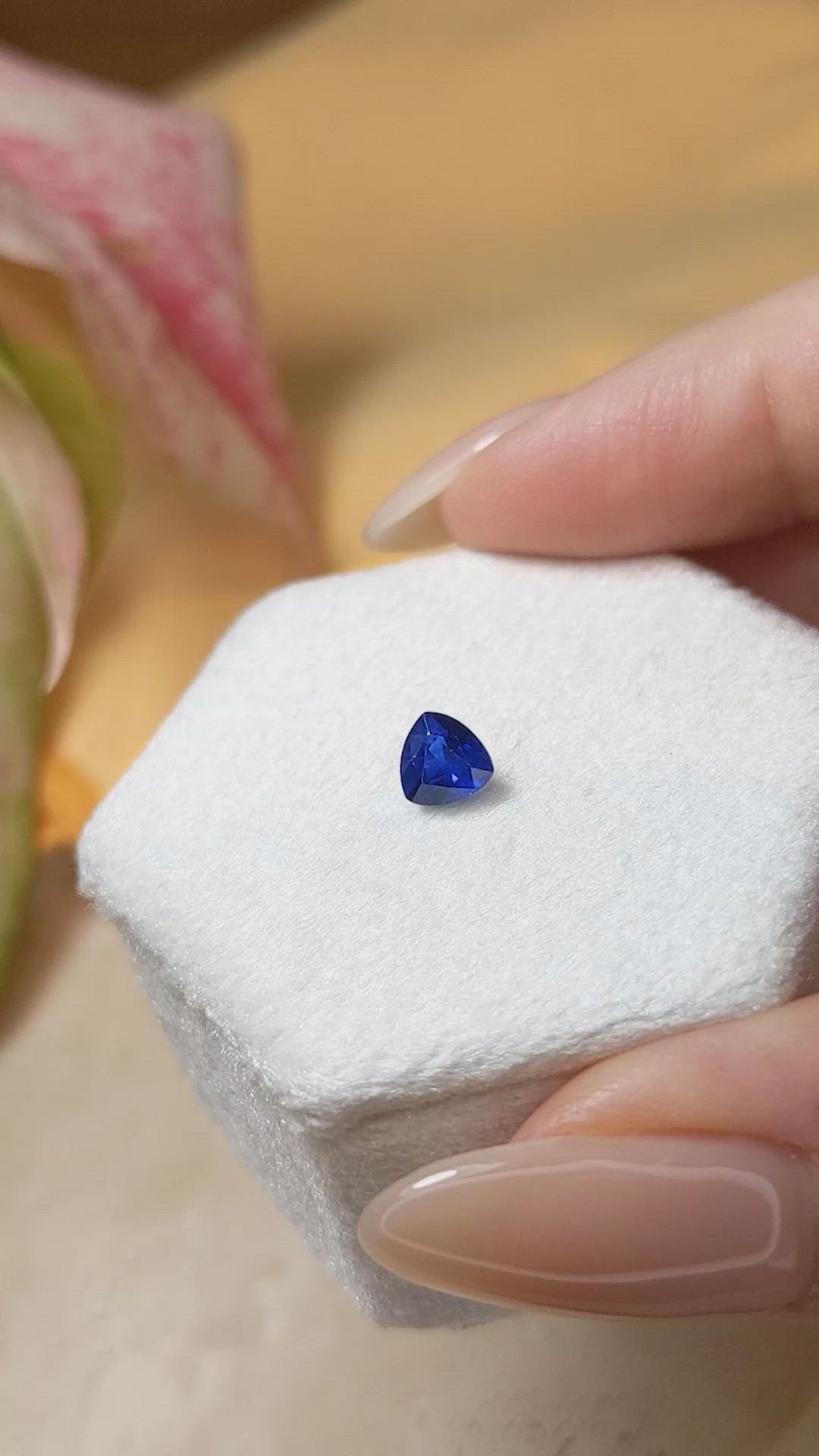 0.99 Ct. Blue Sapphire from Ceylon (Sri Lanka) Size Video