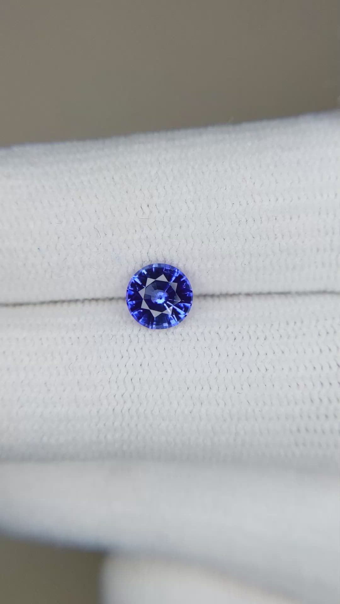 0.84 Ct. Blue Sapphire from Ceylon (Sri Lanka) Size Video