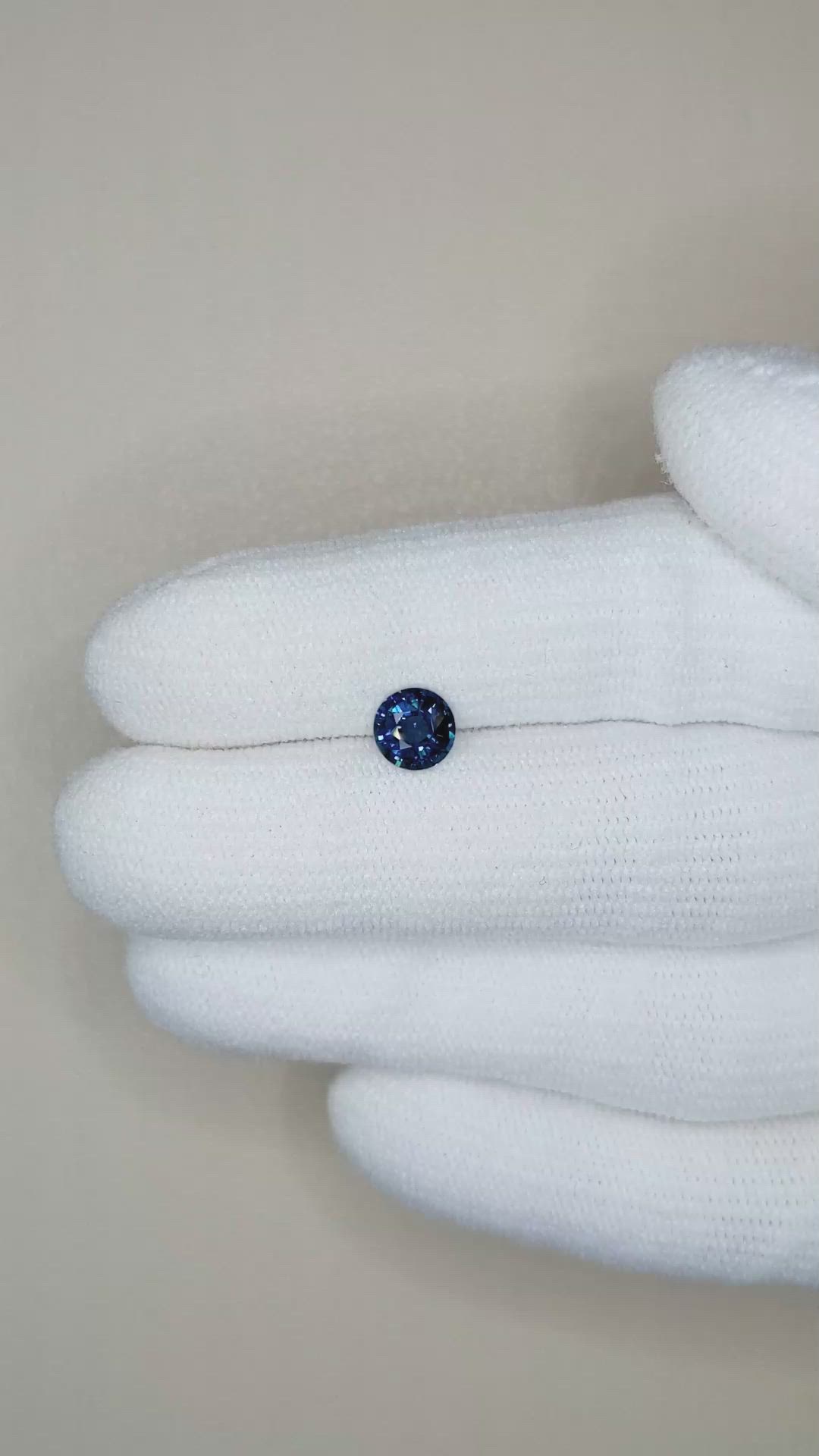 0.85 Ct. Blue Sapphire from Ceylon (Sri Lanka) Size Video