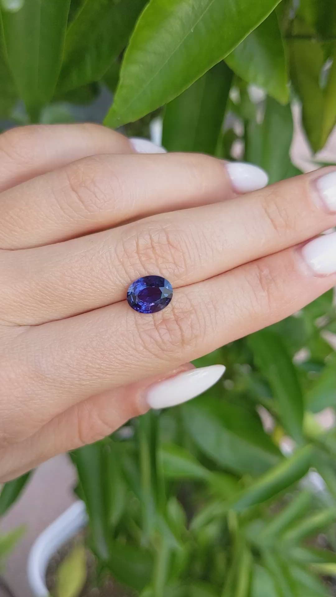 2.60 Ct. Color Change Sapphire from Ceylon (Sri Lanka) Size Video