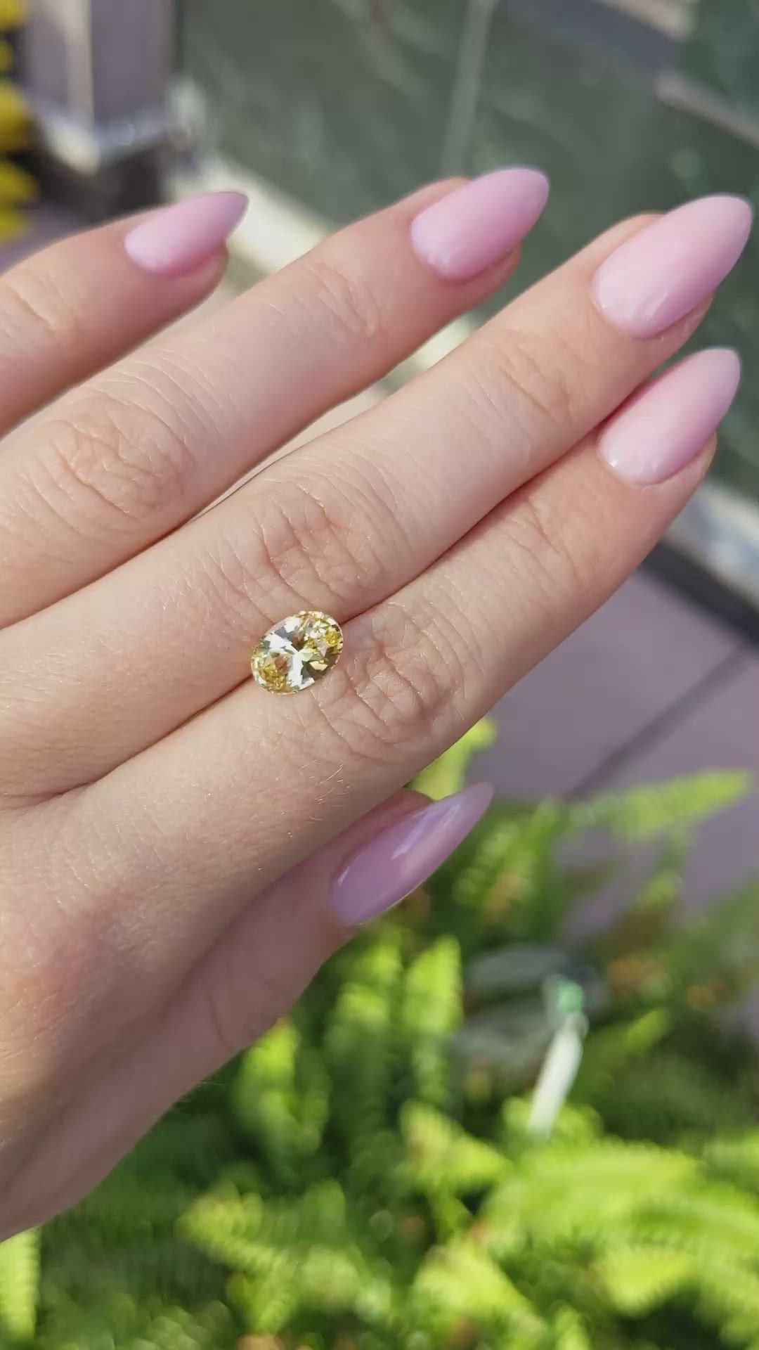 2.05 Ct. Yellow Sapphire from Ceylon (Sri Lanka) Size Video