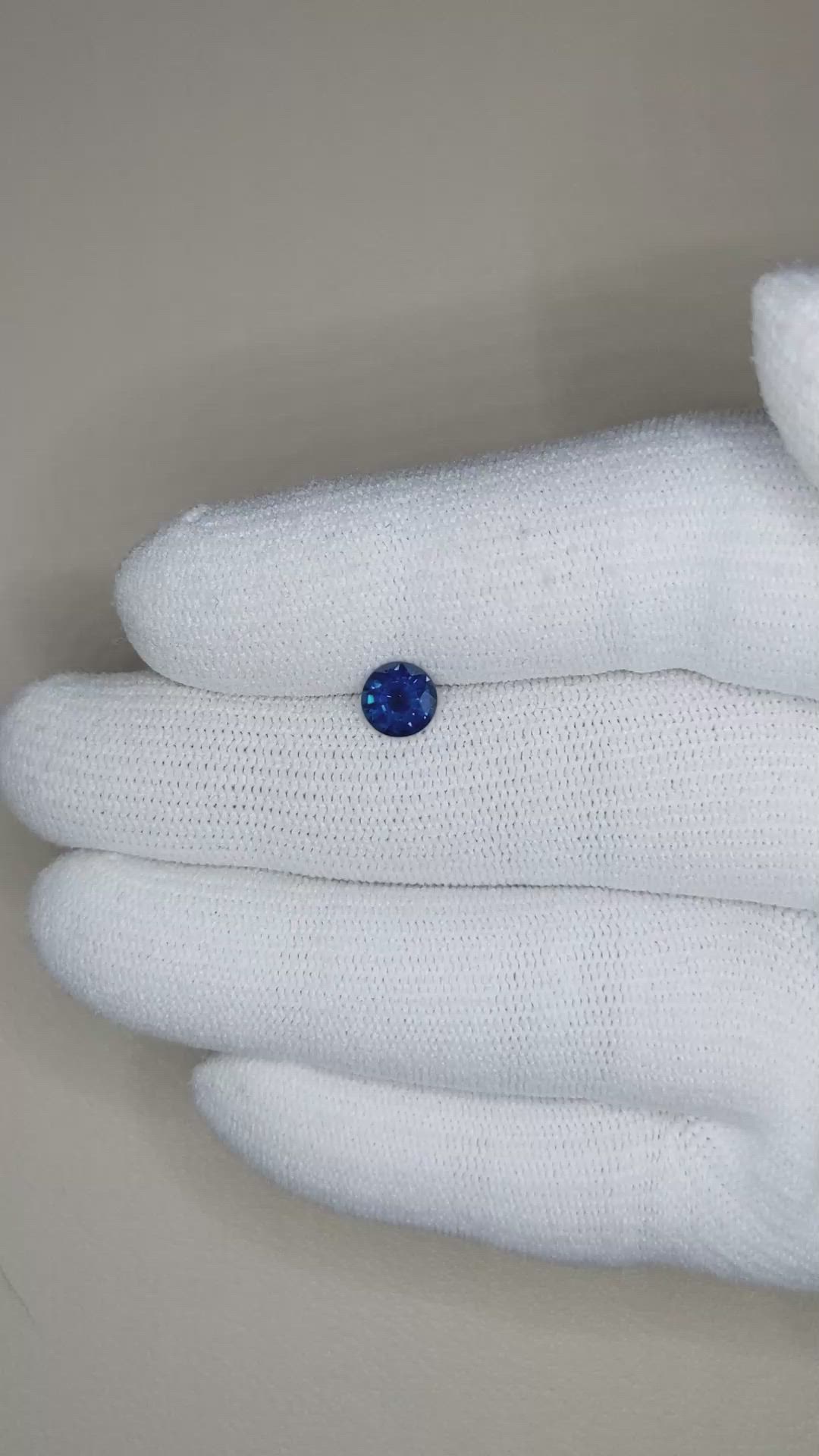 0.92 Ct. Blue Sapphire from Ceylon (Sri Lanka) Size Video
