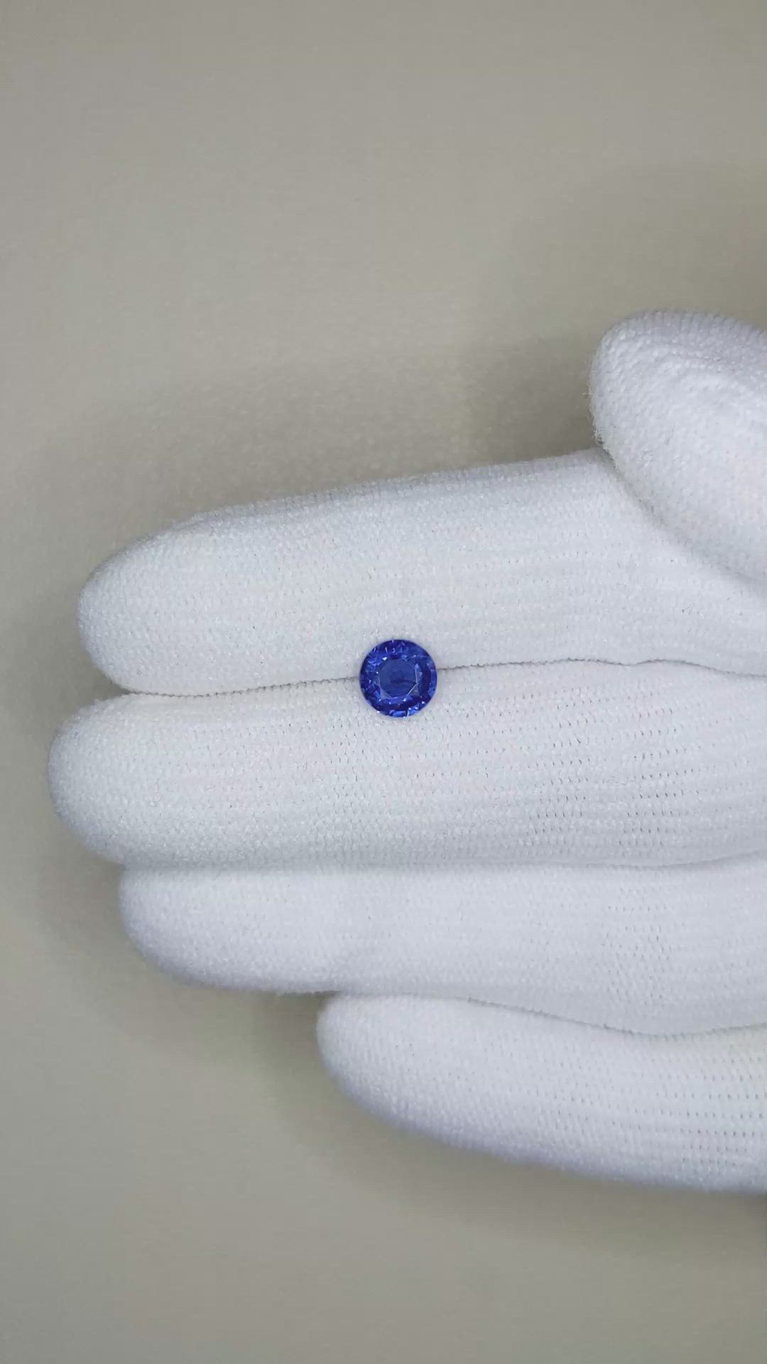 0.92 Ct. Blue Sapphire from Ceylon (Sri Lanka) Size Video