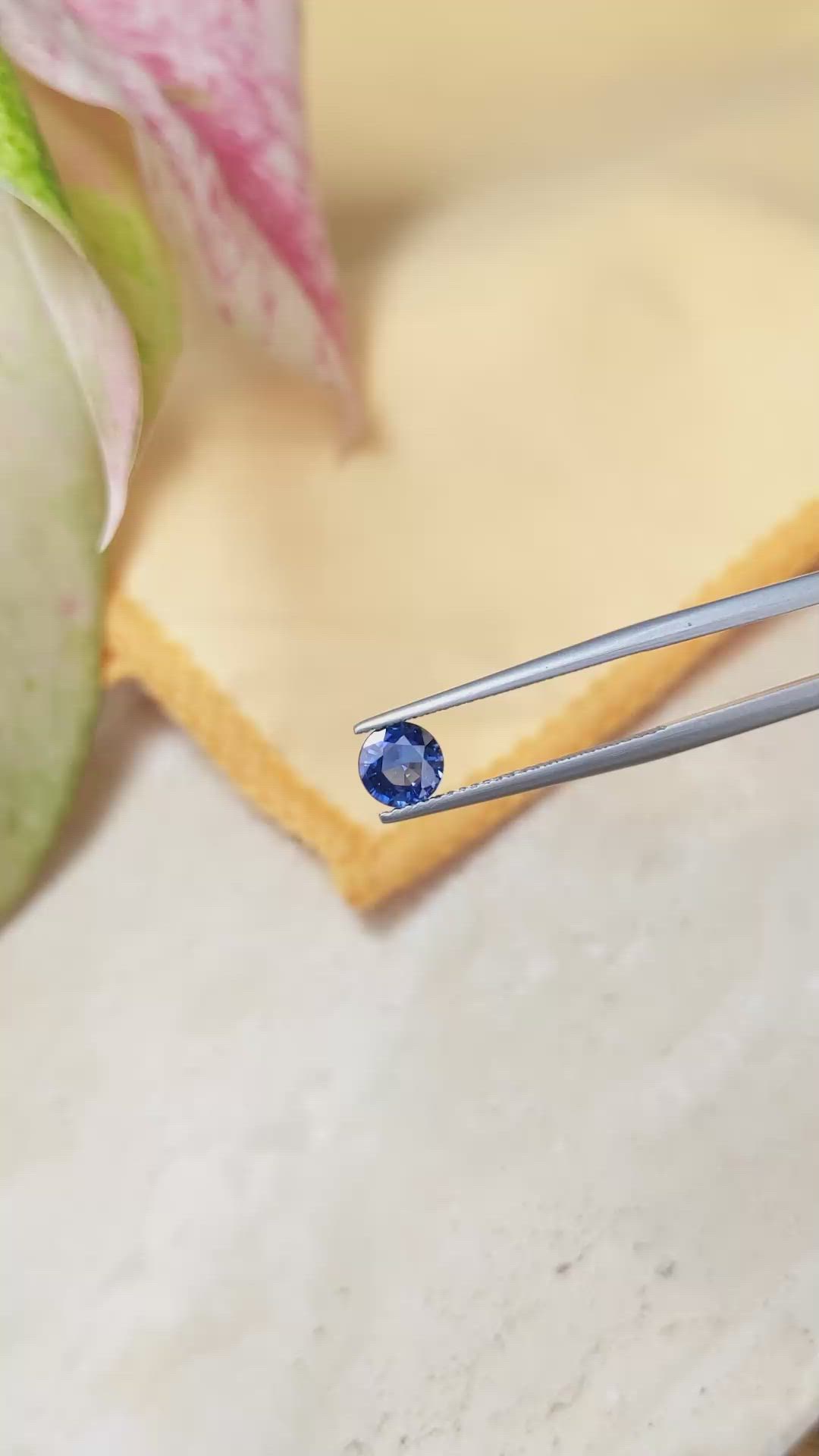 0.92 Ct. Blue Sapphire from Ceylon (Sri Lanka) Size Video