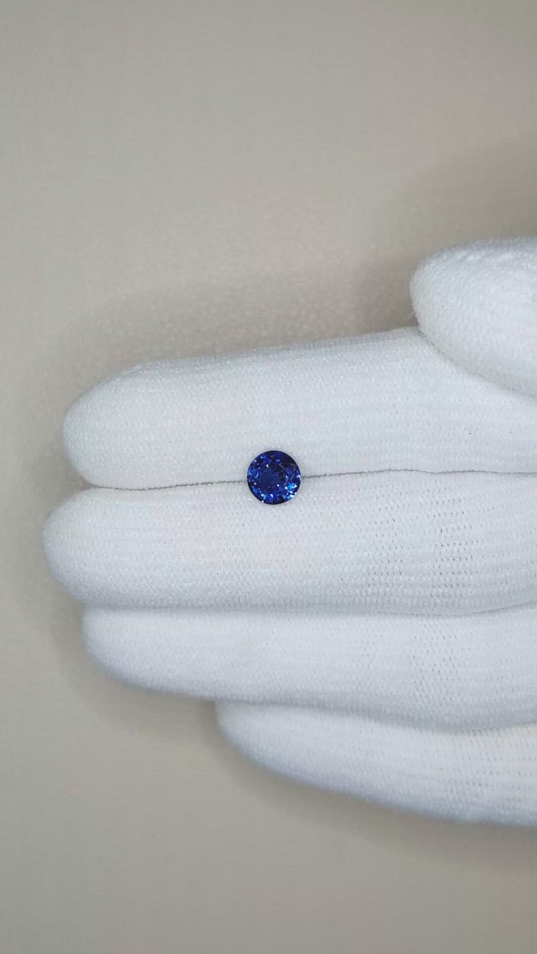 1.02 Ct. Blue Sapphire from Ceylon (Sri Lanka) Size Video