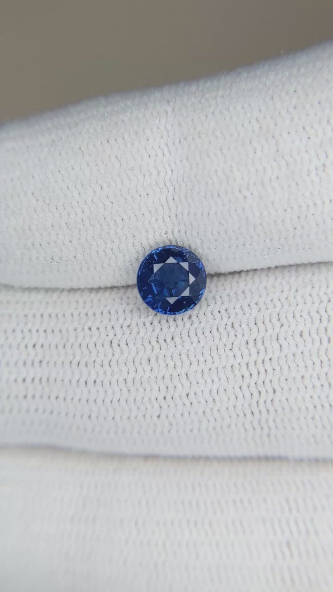 1.26 Ct. Blue Sapphire from Ceylon (Sri Lanka) Size Video