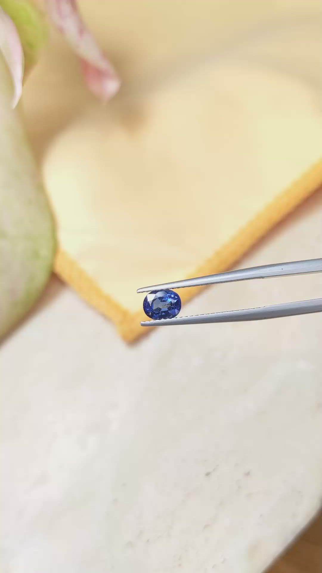 1.09 Ct. Blue Sapphire from Ceylon (Sri Lanka) Size Video