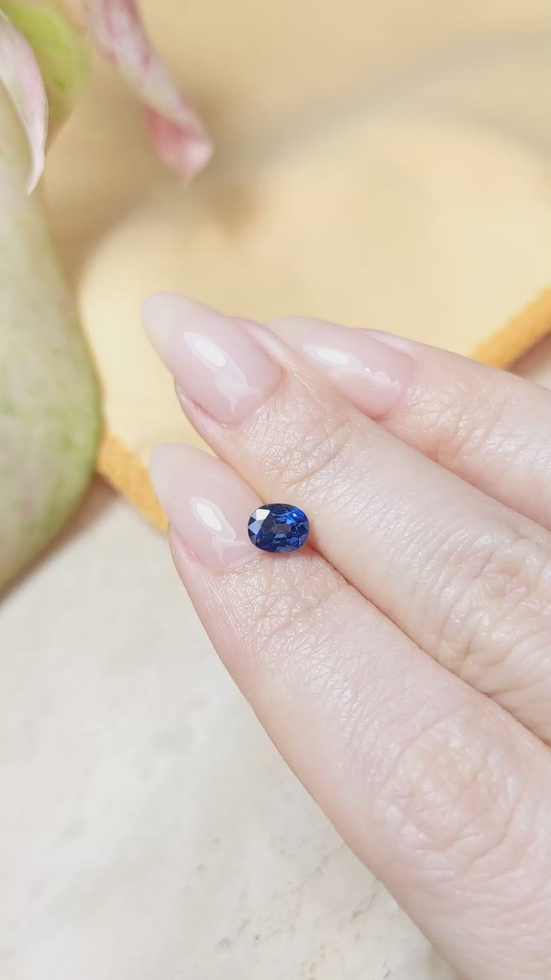 1.09 Ct. Blue Sapphire from Ceylon (Sri Lanka) Size Video
