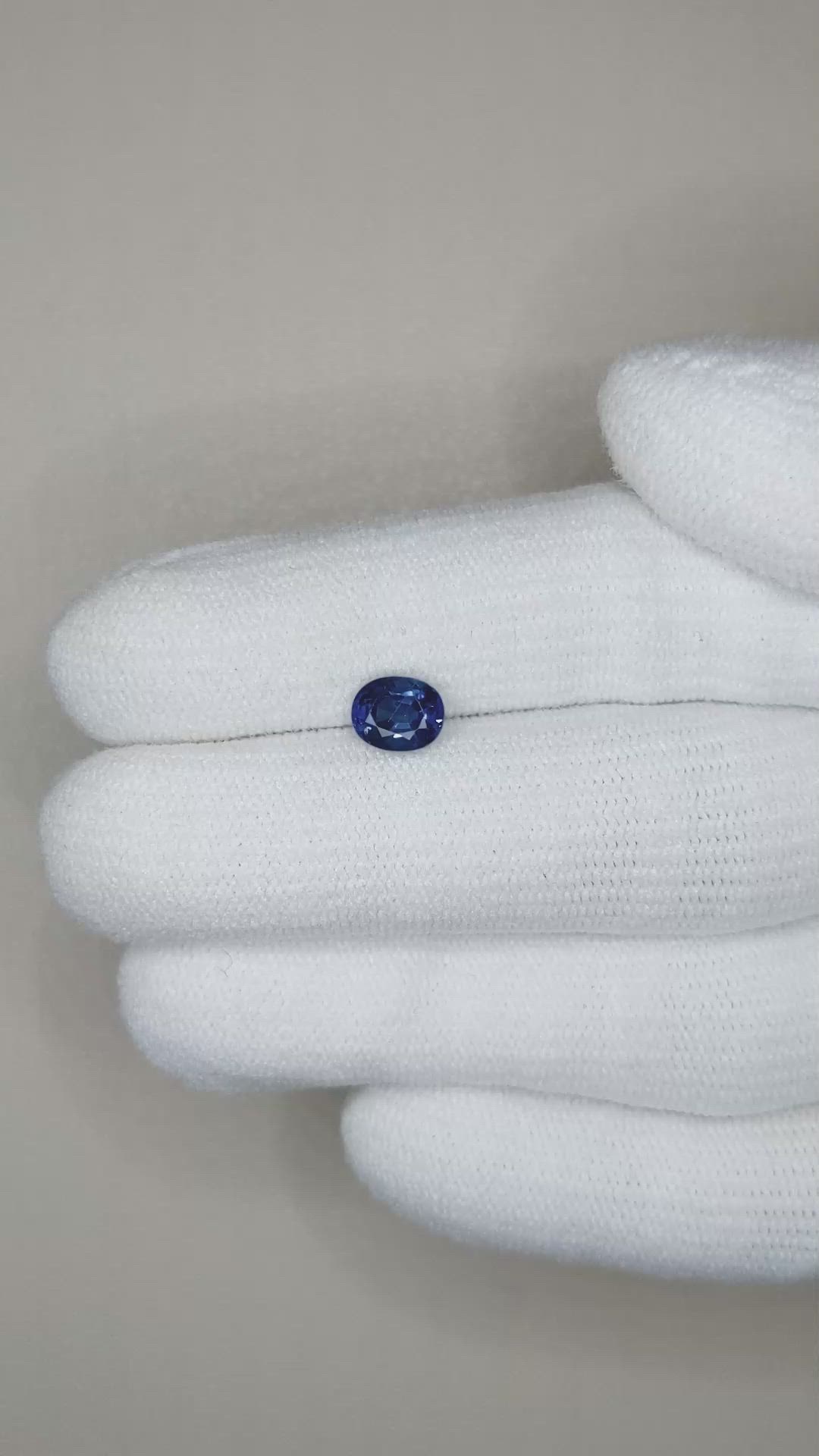 1.09 Ct. Blue Sapphire from Ceylon (Sri Lanka) Size Video
