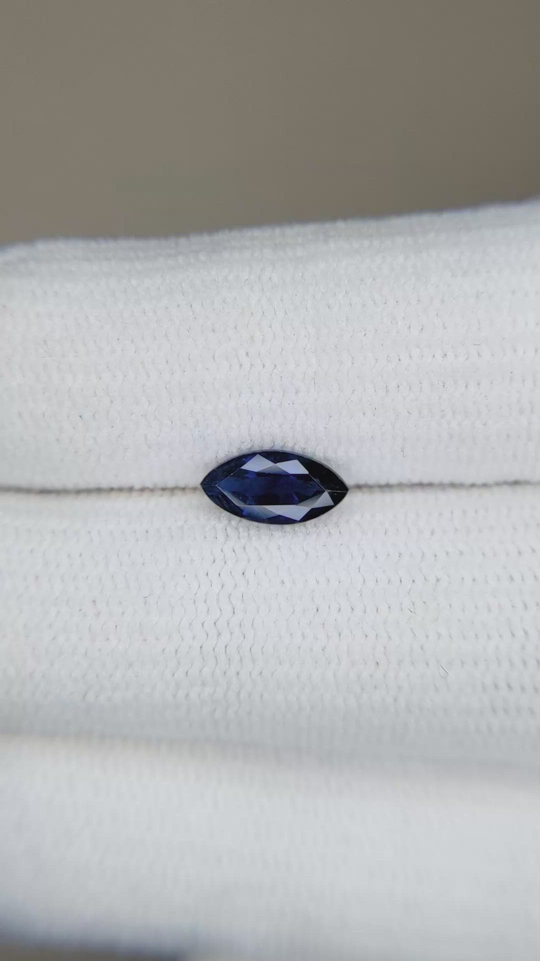 0.79 Ct. Blue Sapphire from Ceylon (Sri Lanka) Size Video