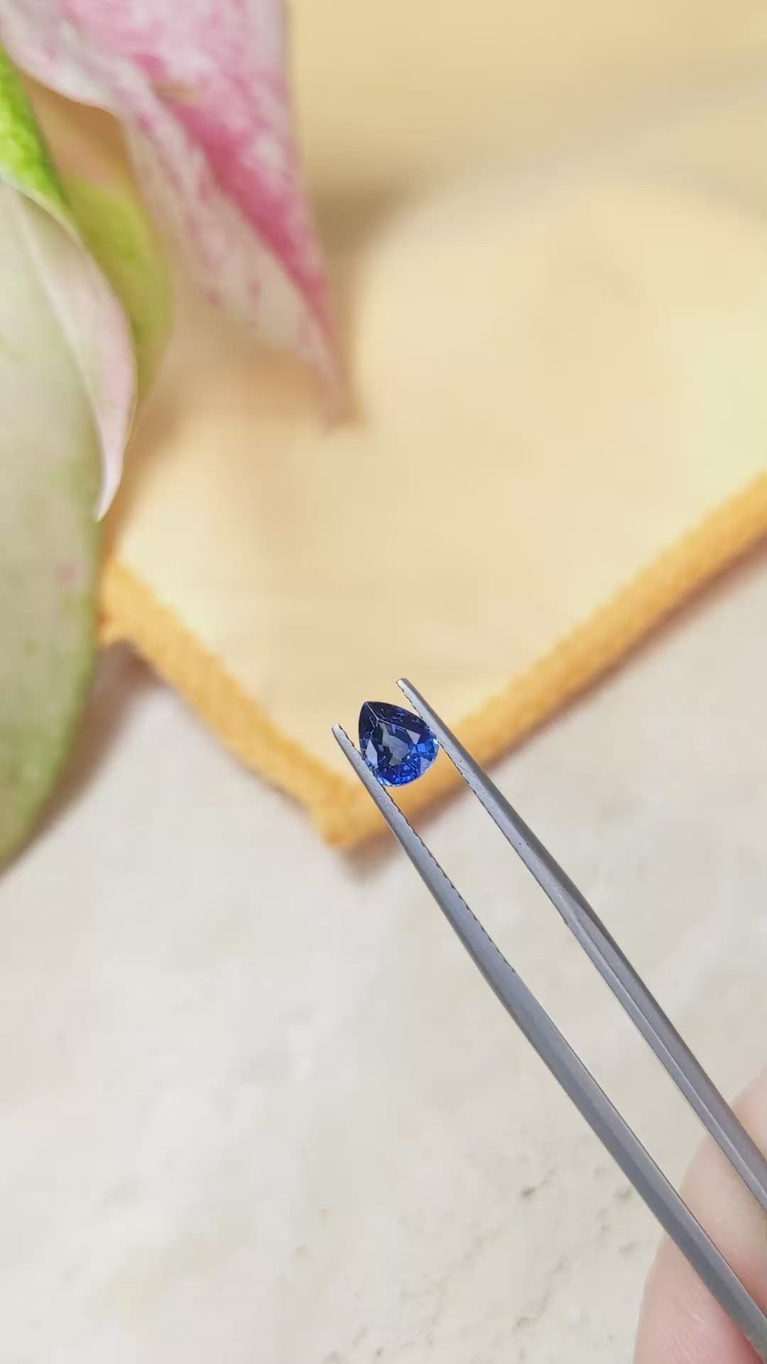 0.92 Ct. Blue Sapphire from Ceylon (Sri Lanka) Size Video