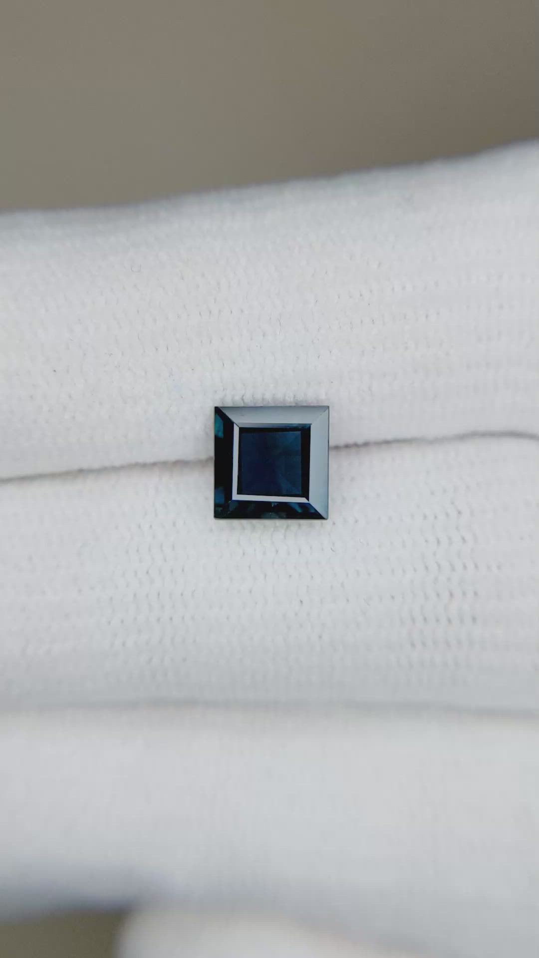 1.46 Ct. Blue Sapphire from Ceylon (Sri Lanka) Size Video