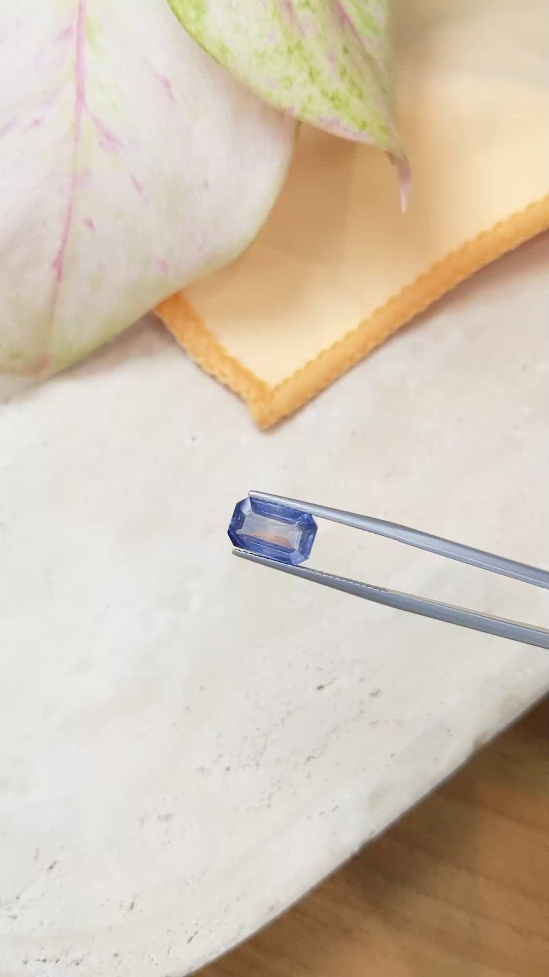 4.34 Ct. Blue Sapphire from Ceylon (Sri Lanka) Size Video