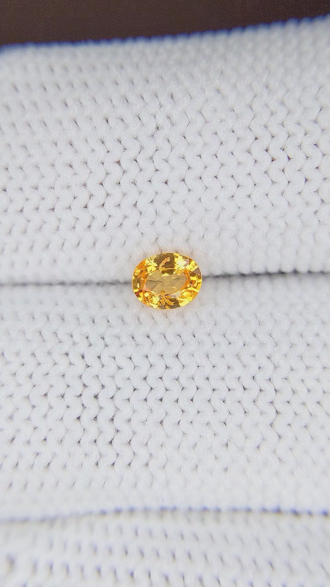 0.36 Ct. Yellowish Orange Sapphire from Ceylon (Sri Lanka) Size Video
