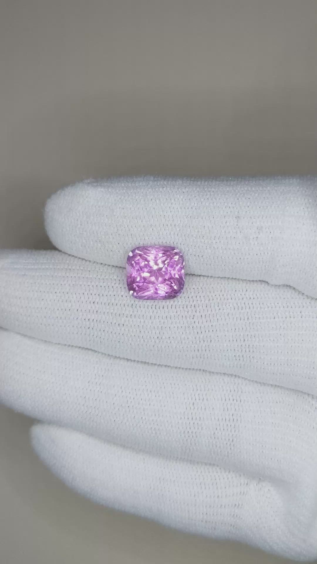 5.28 Ct. Pinkish Purple Sapphire from Ceylon (Sri Lanka) Size Video