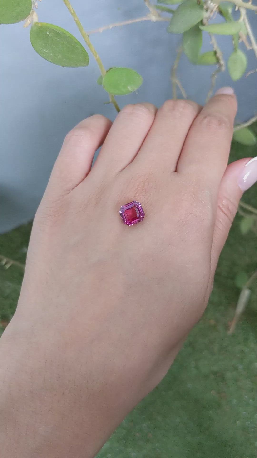 4.63 Ct. Pink Sapphire from Ceylon (Sri Lanka) Size Video