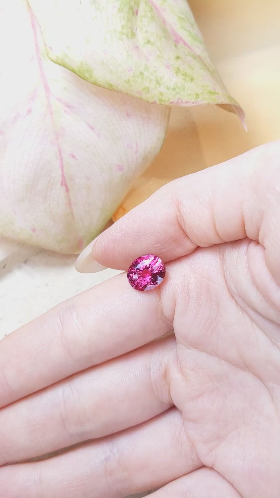 4.14 Ct. Pink Sapphire from Ceylon (Sri Lanka) Size Video
