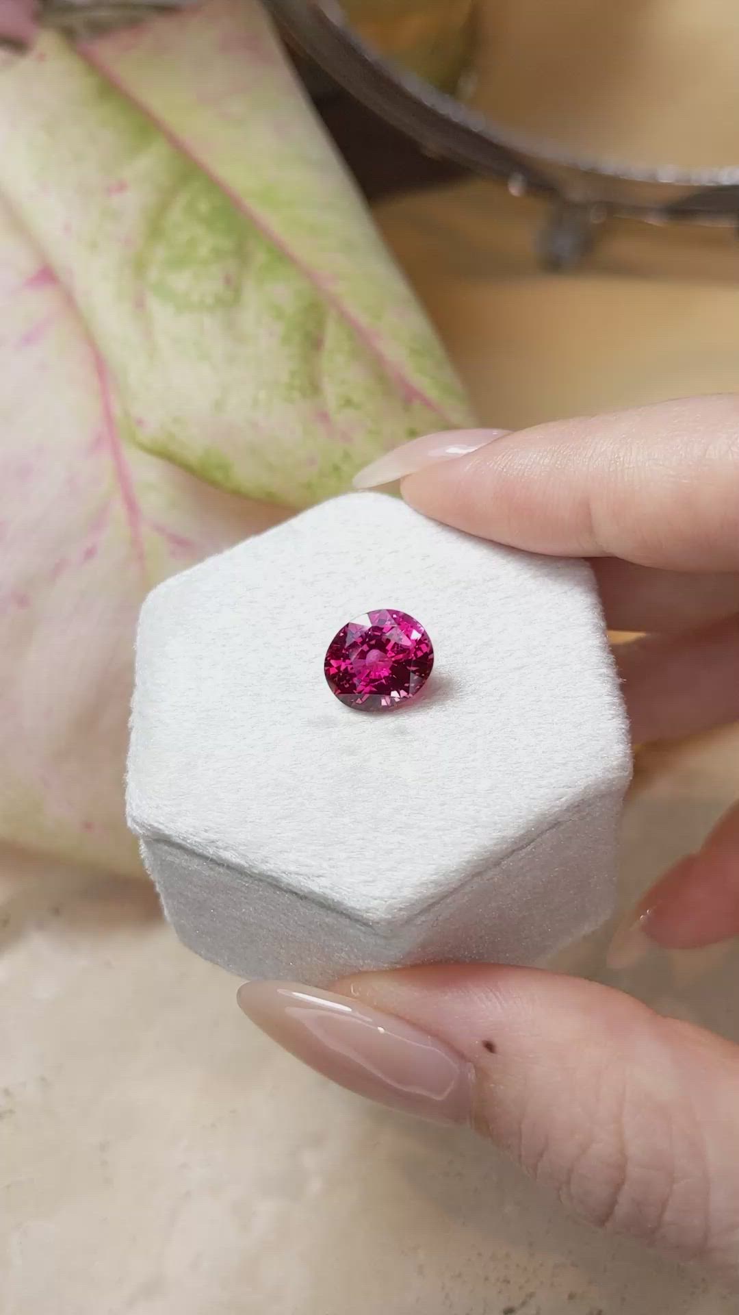 4.14 Ct. Pink Sapphire from Ceylon (Sri Lanka) Size Video