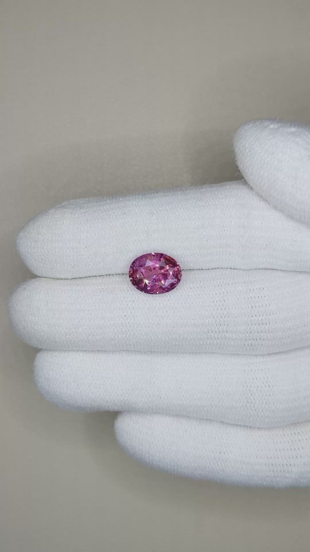 3.00 Ct. Purplish Pink Sapphire from Ceylon (Sri Lanka) Size Video