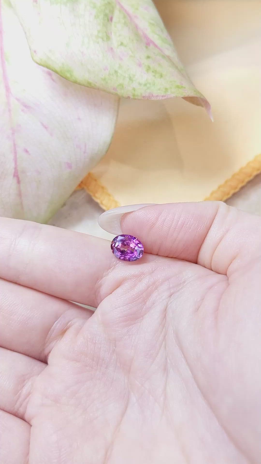 3.00 Ct. Purplish Pink Sapphire from Ceylon (Sri Lanka) Size Video