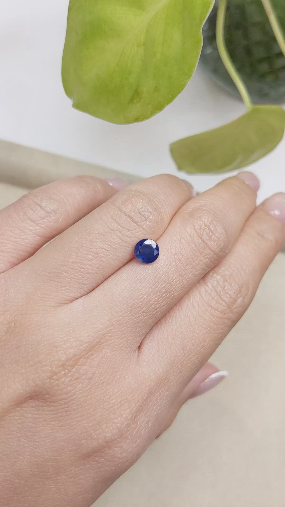 1.15 Ct. Blue Sapphire from Ceylon (Sri Lanka) Size Video