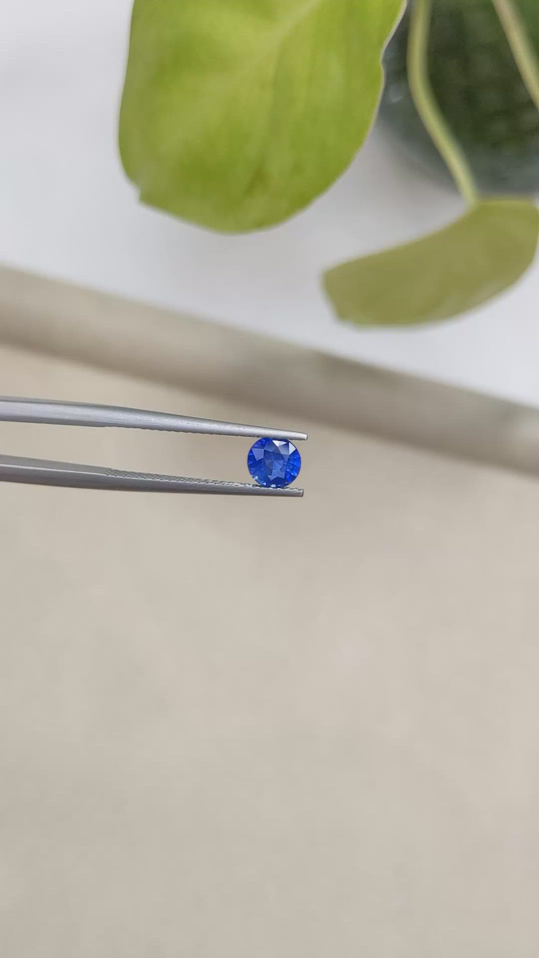 0.90 Ct. Blue Sapphire from Ceylon (Sri Lanka) Size Video