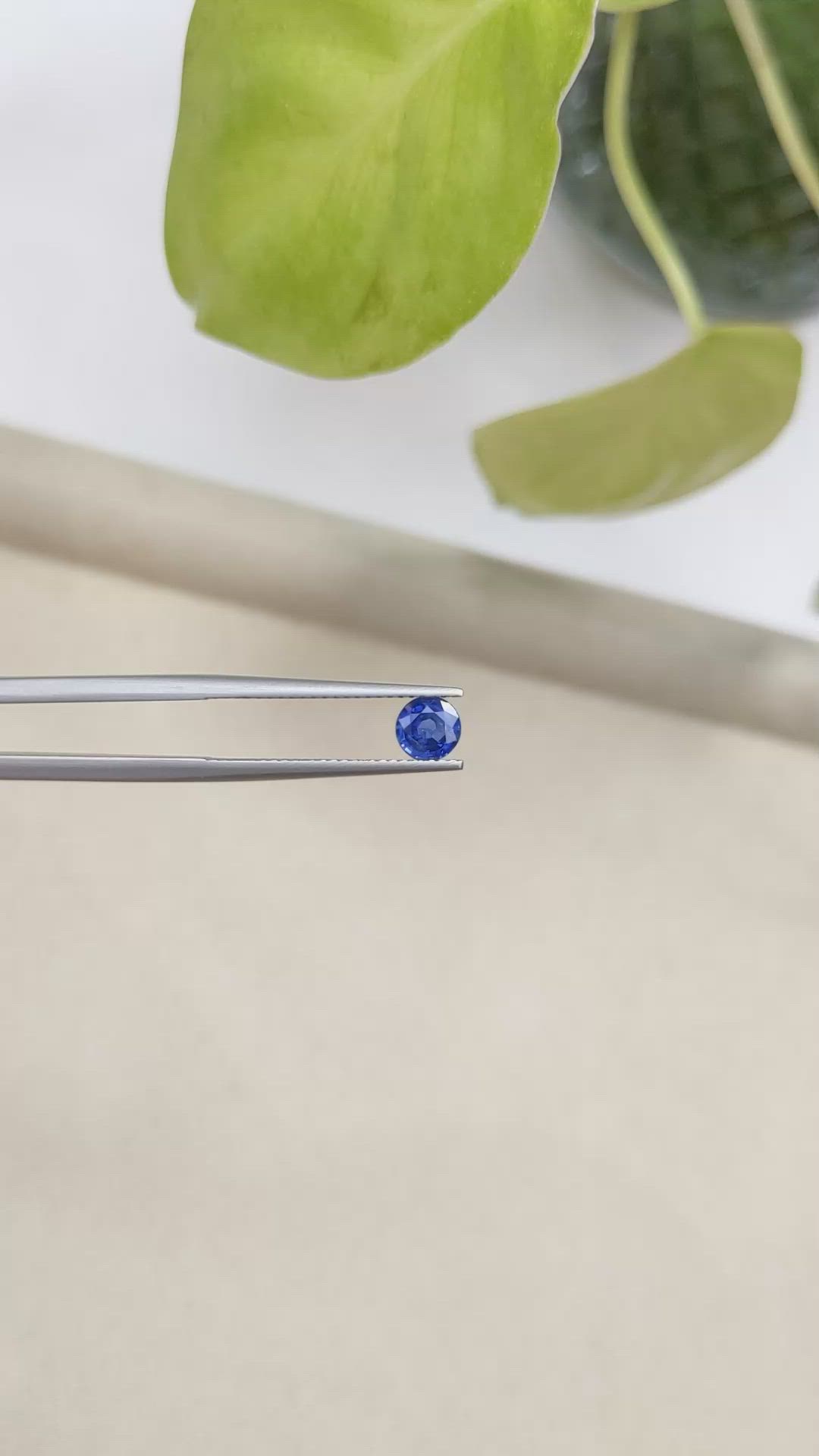 0.80 Ct. Blue Sapphire from Ceylon (Sri Lanka) Size Video