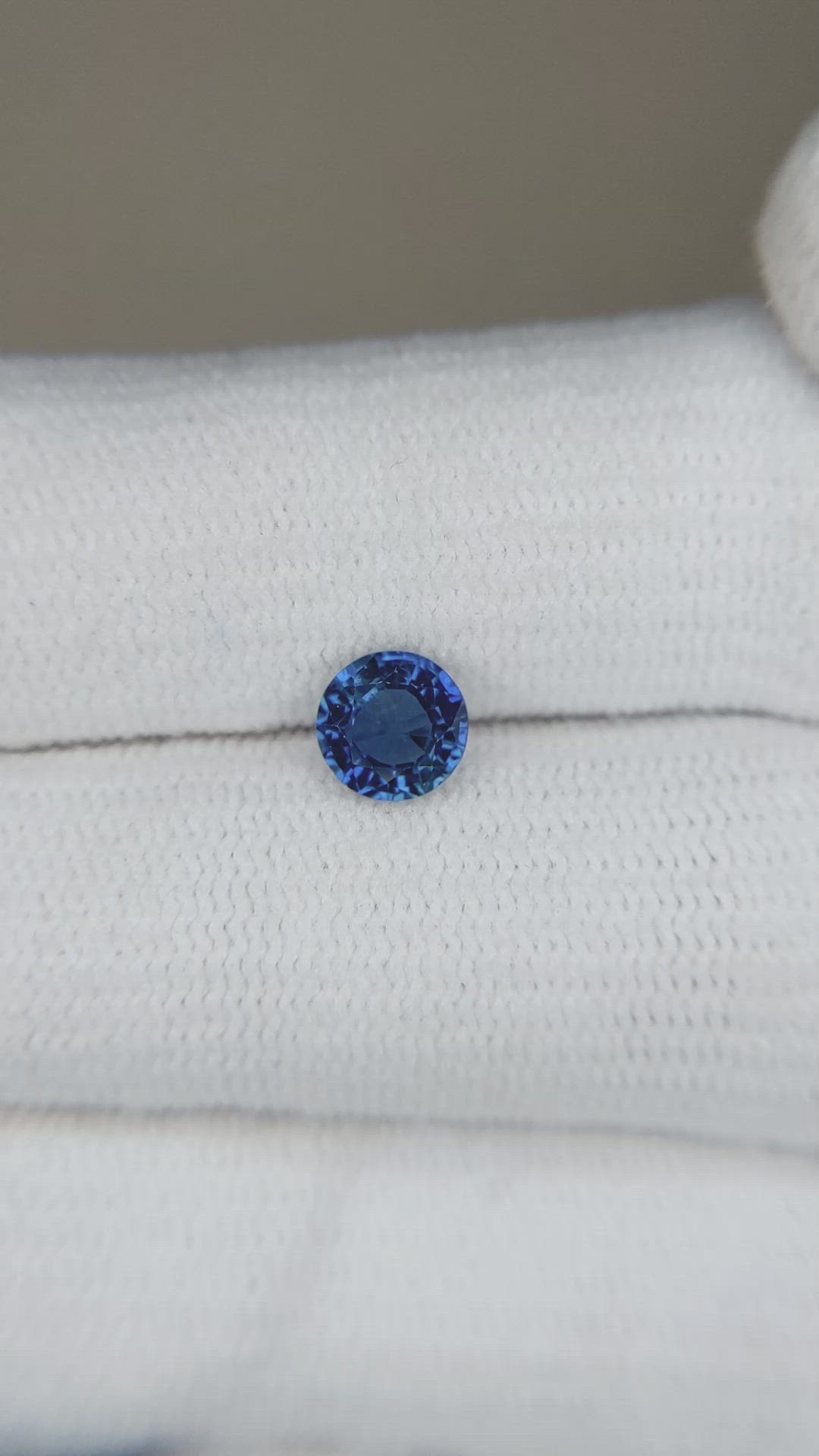 0.78 Ct. Blue Sapphire from Ceylon (Sri Lanka) Size Video