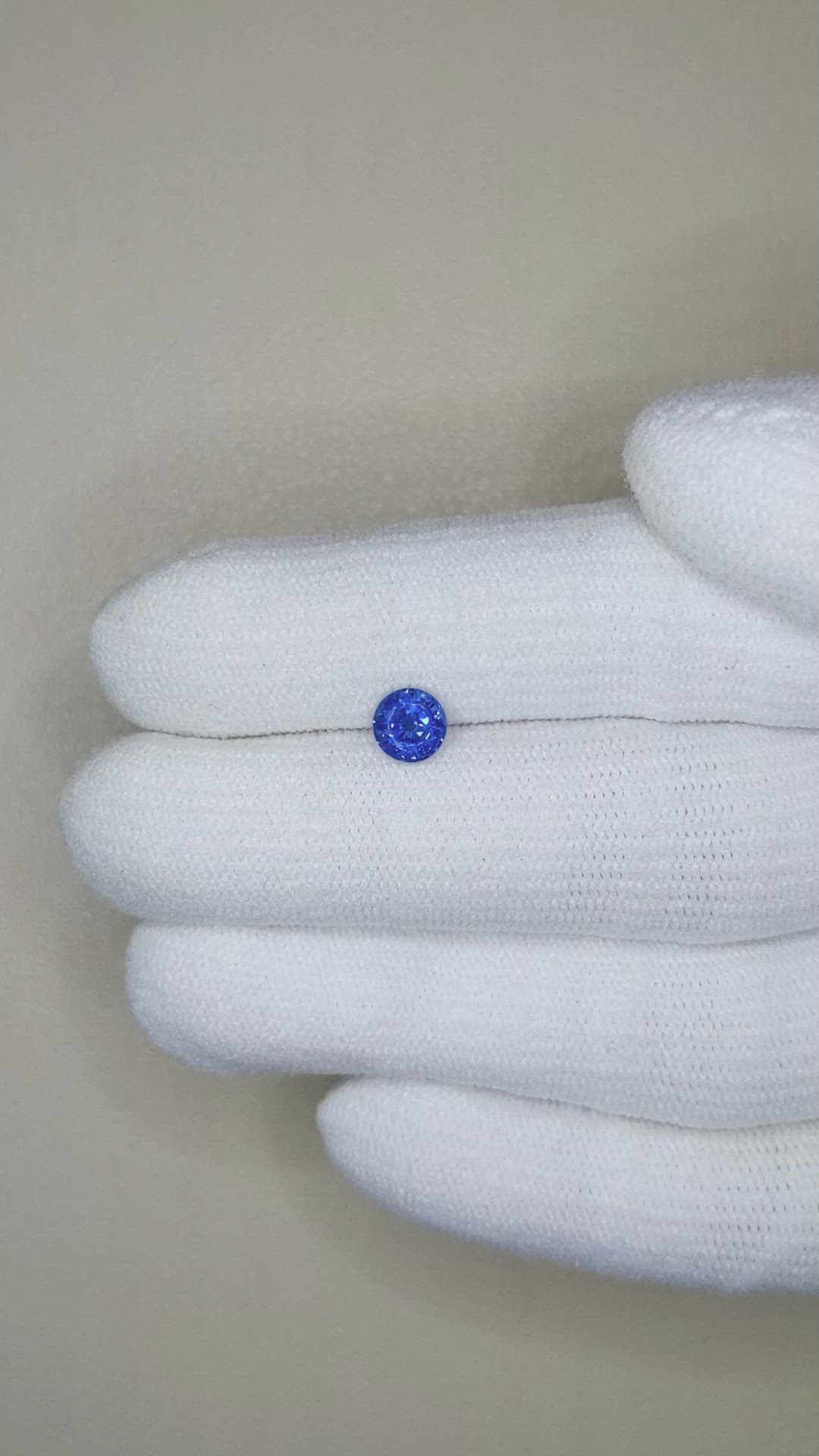 0.73 Ct. Blue Sapphire from Ceylon (Sri Lanka) Size Video