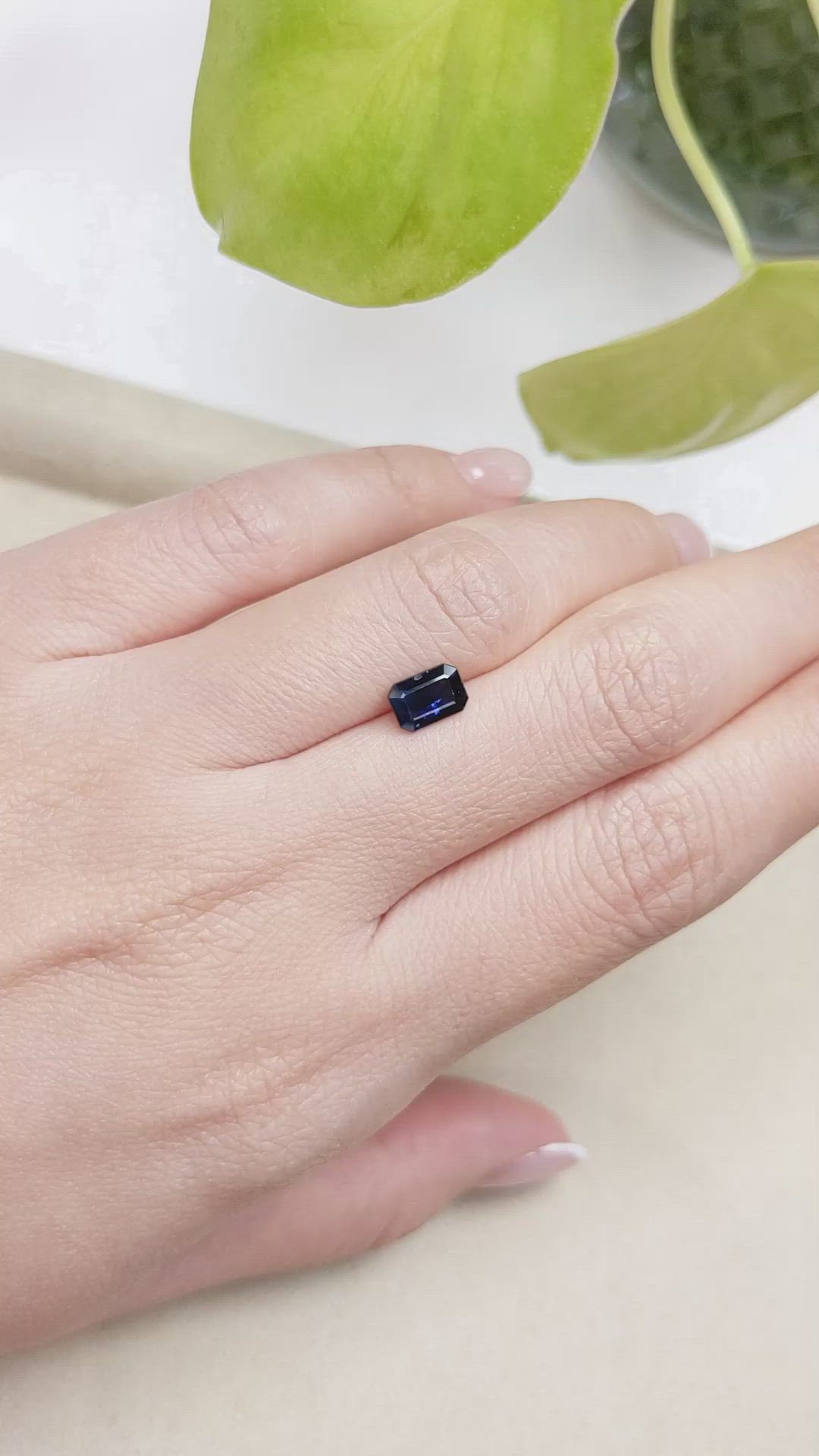 1.14 Ct. Blue Sapphire from Ceylon (Sri Lanka) Size Video