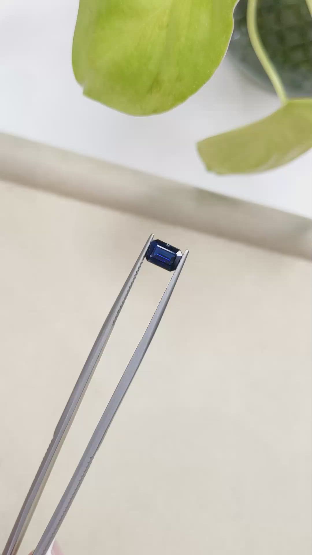 1.14 Ct. Blue Sapphire from Ceylon (Sri Lanka) Size Video