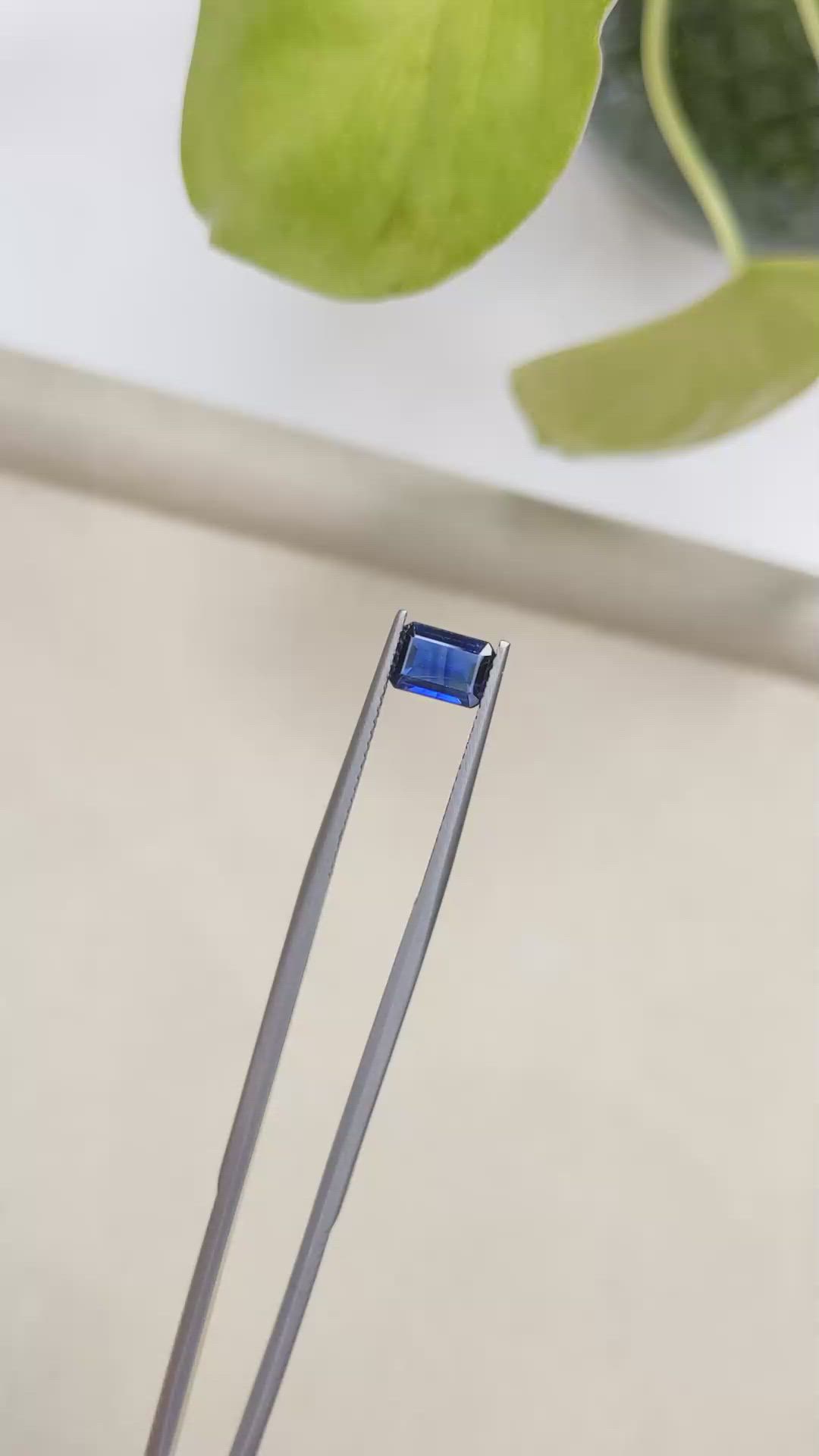 1.12 Ct. Blue Sapphire from Ceylon (Sri Lanka) Size Video