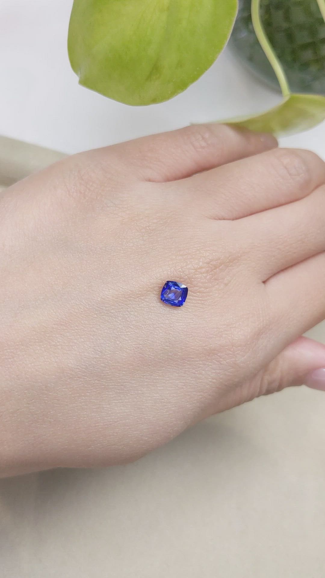 0.93 Ct. Blue Sapphire from Ceylon (Sri Lanka) Size Video