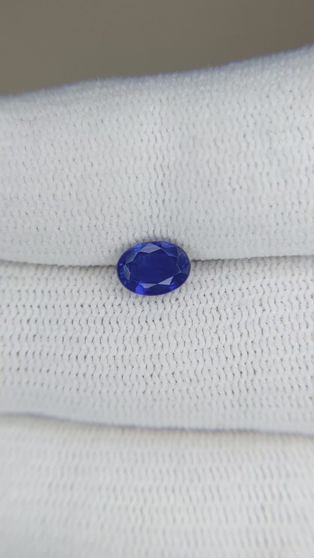 1.08 Ct. Blue Sapphire from Ceylon (Sri Lanka) Size Video