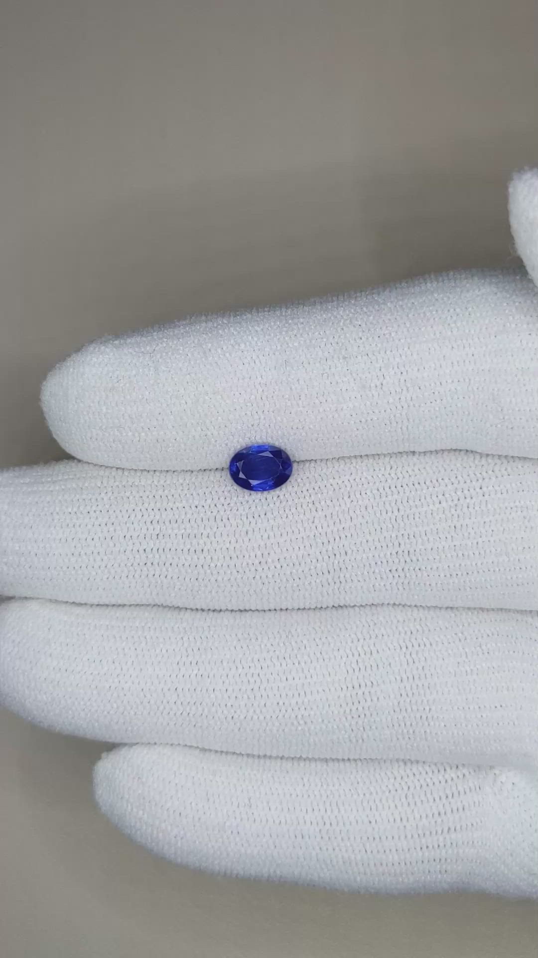 1.08 Ct. Blue Sapphire from Ceylon (Sri Lanka) Size Video