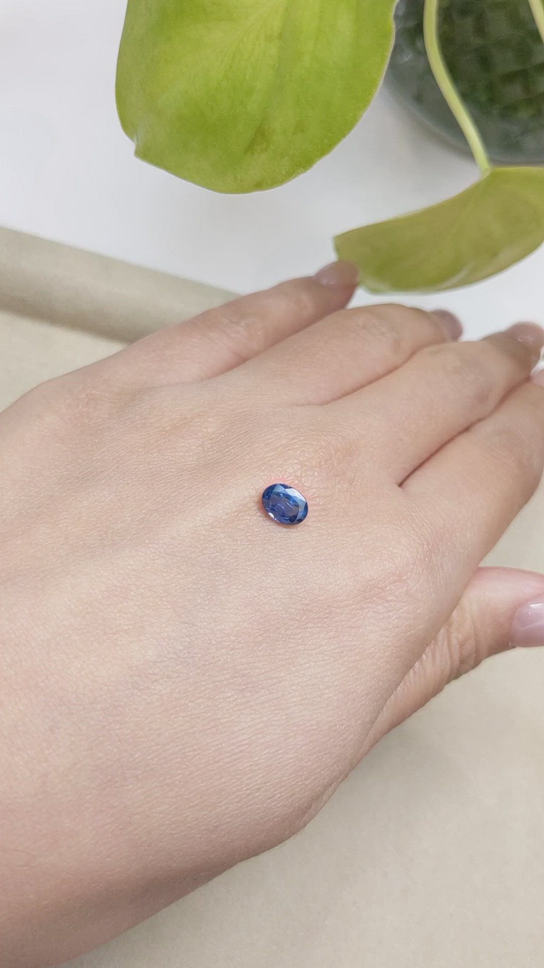 1.07 Ct. Blue Sapphire from Ceylon (Sri Lanka) Size Video