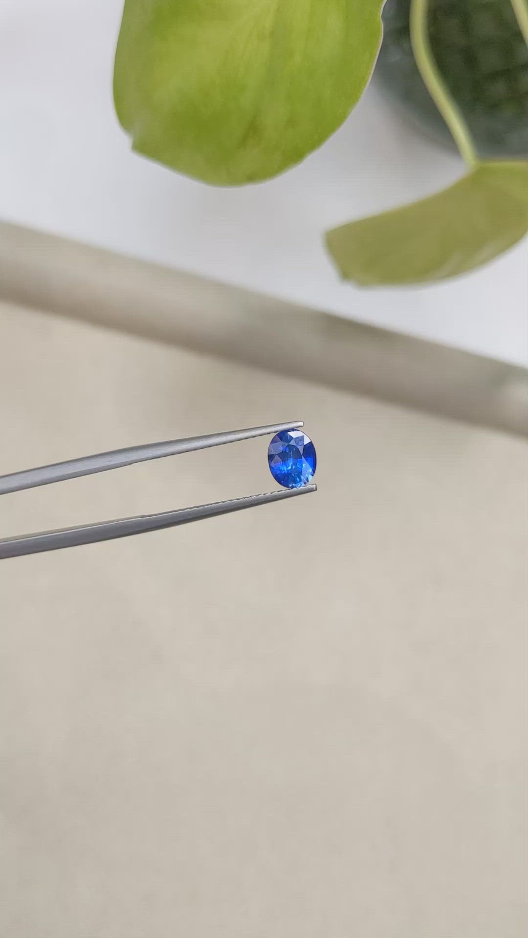 1.05 Ct. Blue Sapphire from Ceylon (Sri Lanka) Size Video