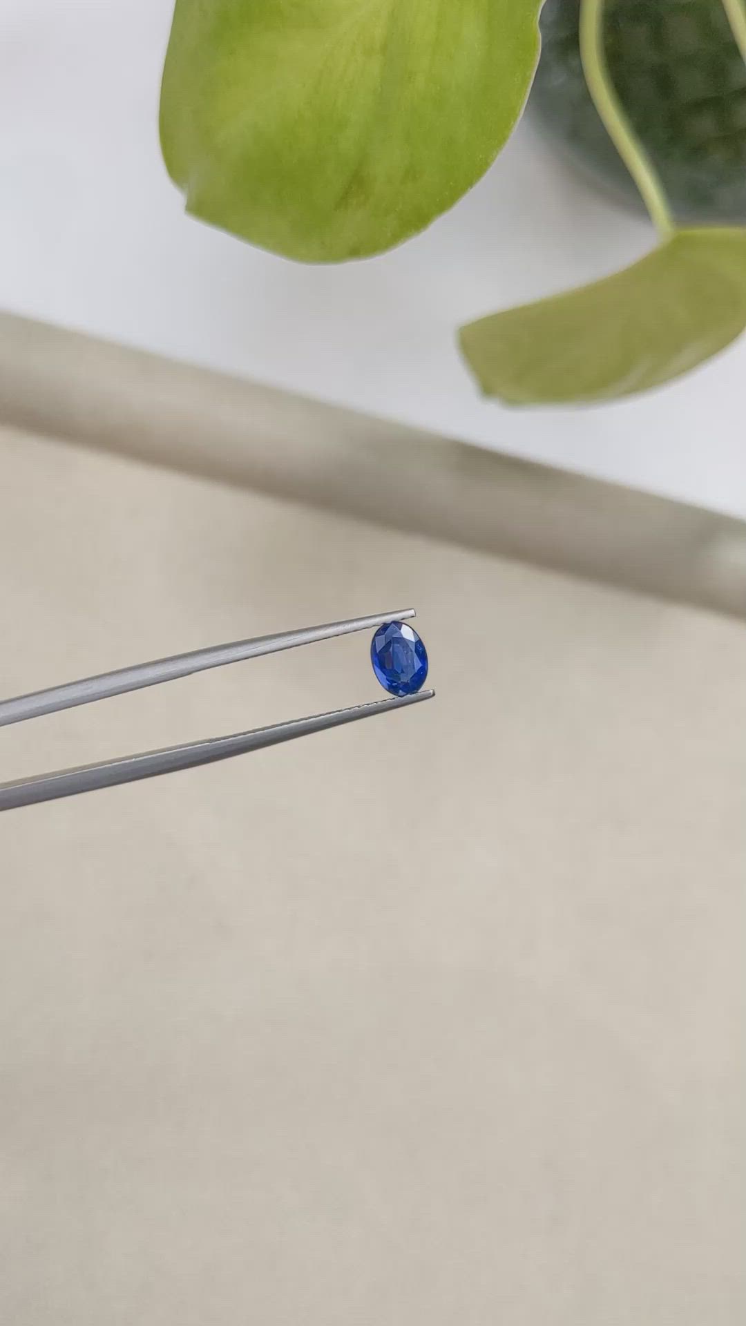 1.05 Ct. Blue Sapphire from Ceylon (Sri Lanka) Size Video