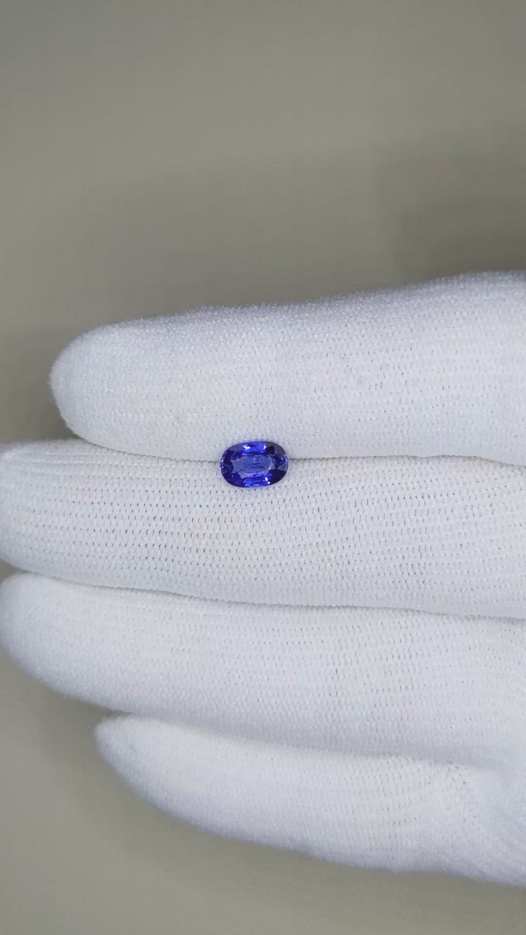 1.04 Ct. Blue Sapphire from Ceylon (Sri Lanka) Size Video