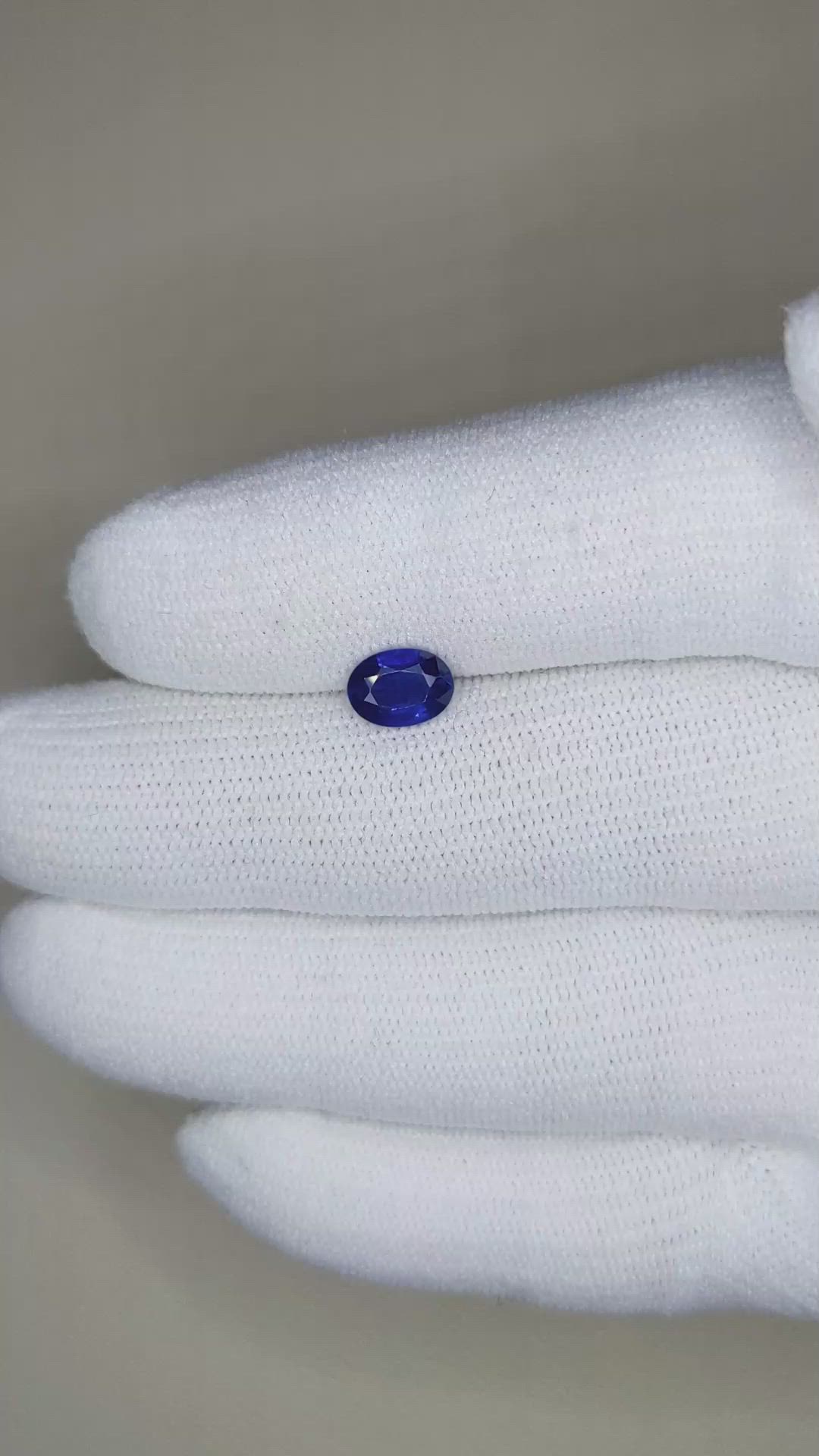 1.04 Ct. Blue Sapphire from Ceylon (Sri Lanka) Size Video