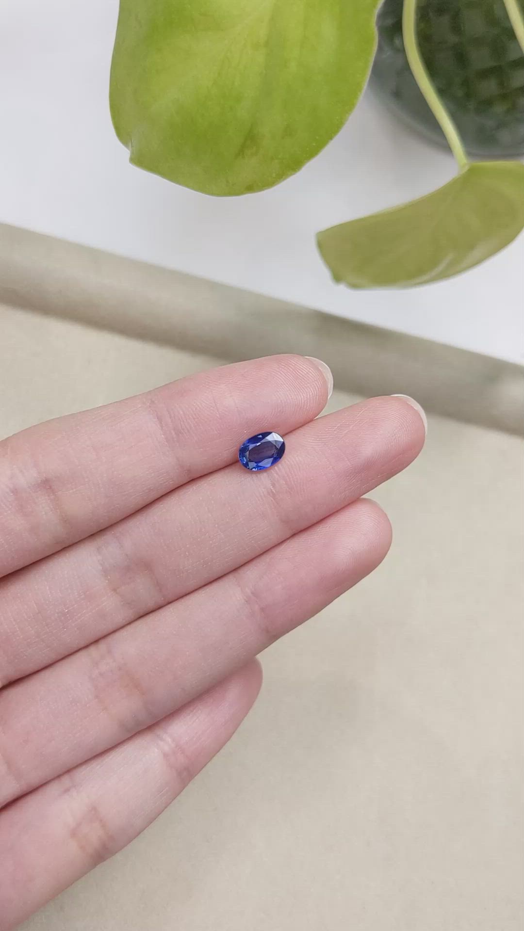 1.03 Ct. Blue Sapphire from Ceylon (Sri Lanka) Size Video