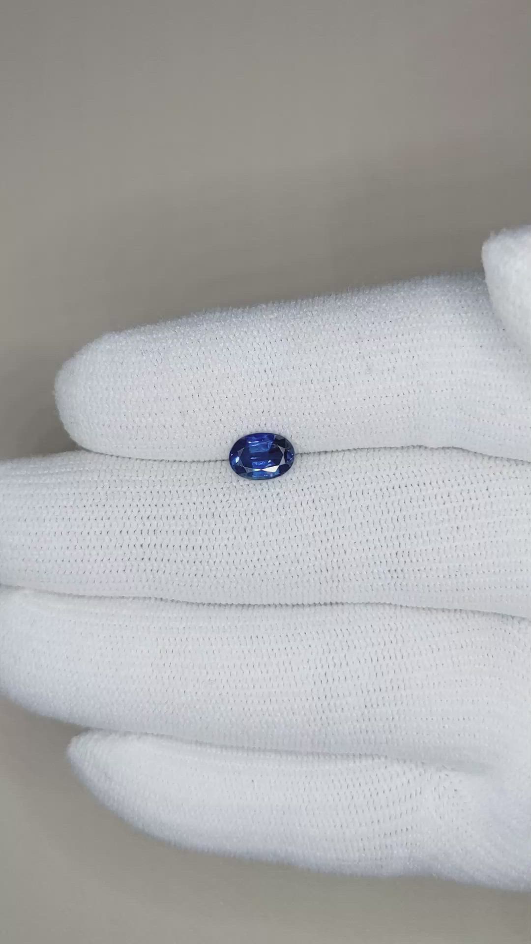 1.02 Ct. Blue Sapphire from Ceylon (Sri Lanka) Size Video