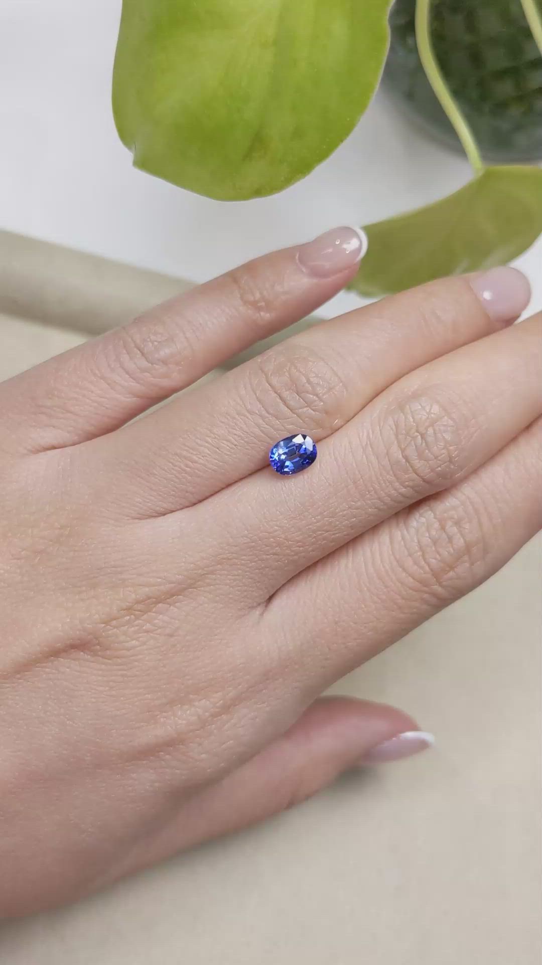 1.23 Ct. Blue Sapphire from Ceylon (Sri Lanka) Size Video