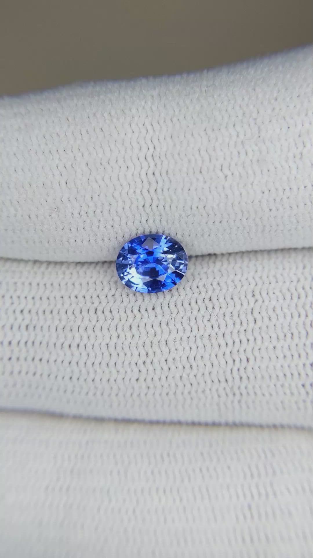 1.11 Ct. Blue Sapphire from Ceylon (Sri Lanka) Size Video