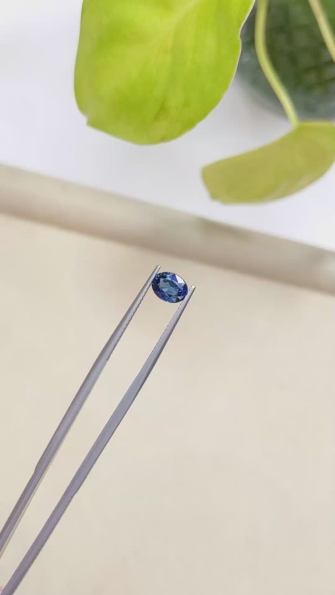 1.13 Ct. Blue Sapphire from Ceylon (Sri Lanka) Size Video