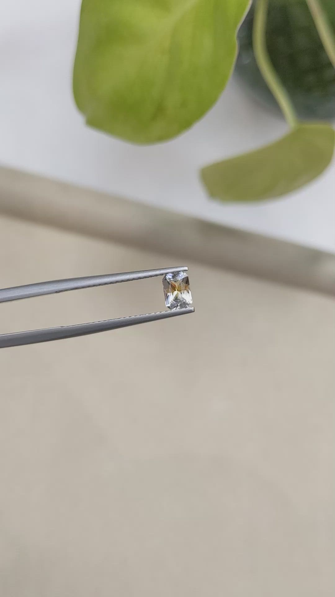 0.58 Ct. Bi Color Sapphire from Ceylon (Sri Lanka) Size Video