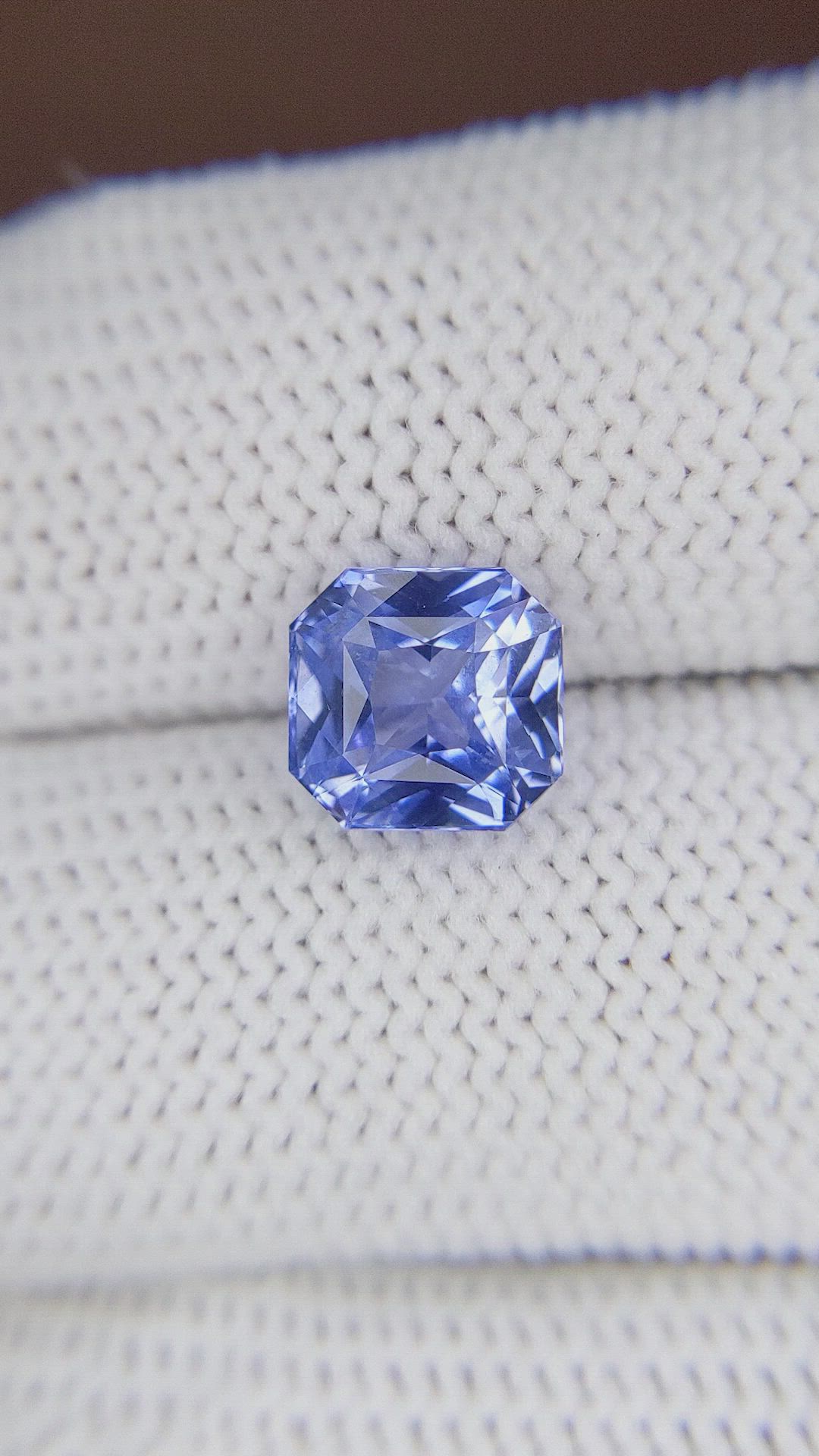 3.00 Ct. Blue Sapphire from Ceylon (Sri Lanka) Size Video
