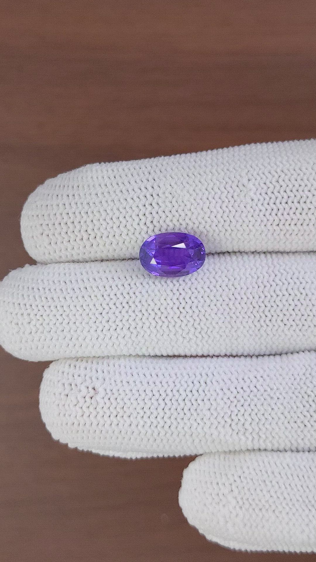 4.04 Ct. Bluish Purple Sapphire from Ceylon (Sri Lanka) Size Video