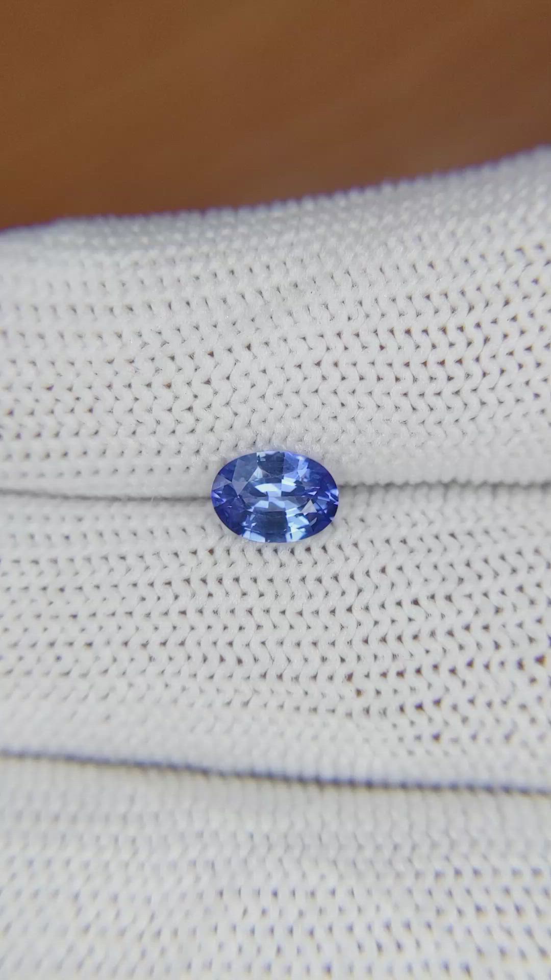 0.94 Ct. Blue Sapphire from Ceylon (Sri Lanka) Size Video